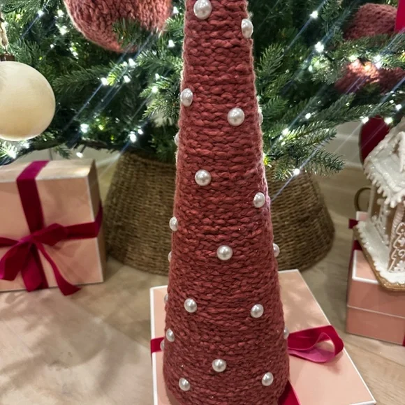Custom Yarn Christmas tree paper cache craft pearl tall Pink